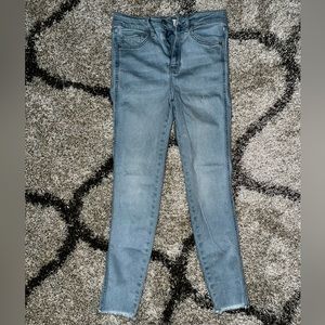 Free People High Rise Jeggings! Flattering fit, stretchy! Size 29.